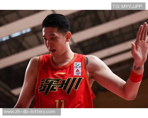 北控男篮主力中锋沈梓捷惊喜现身朝阳篮球联赛决赛日引发热议