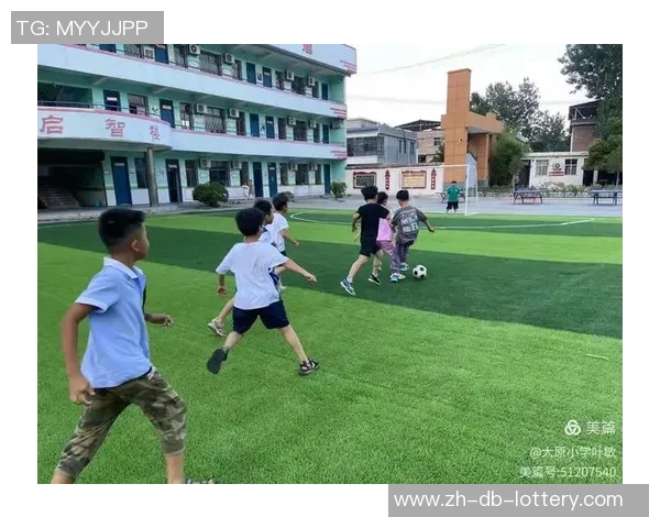 足球场上的激情与梦想交织成的诗篇