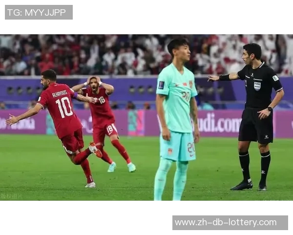 泰国与乌兹别克斯坦激战正酣谁能在友谊赛中笑到最后